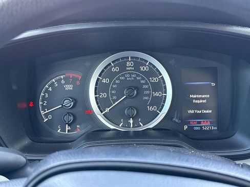 Used 2022 Toyota Corolla LE image 25