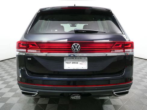 Certified 2025 Volkswagen Atlas SE image 27
