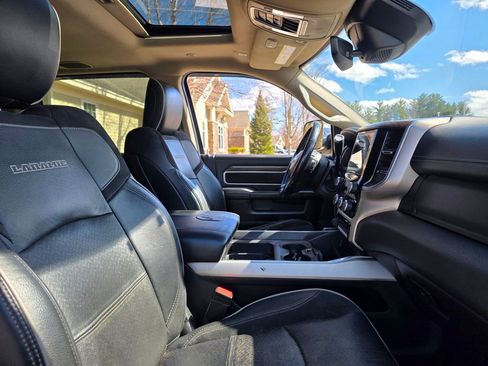 Used 2019 RAM 3500 Laramie image 23