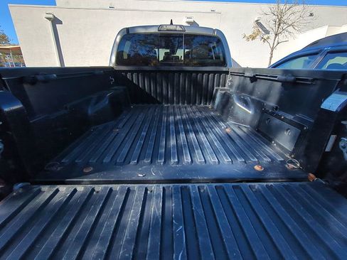 Used 2019 Toyota Tacoma SR5 image 12