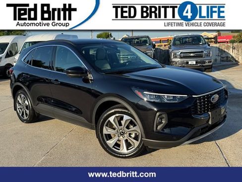 Used 2024 Ford Escape Platinum w/ Class II Trailer Tow Package AWD/4WD image 1