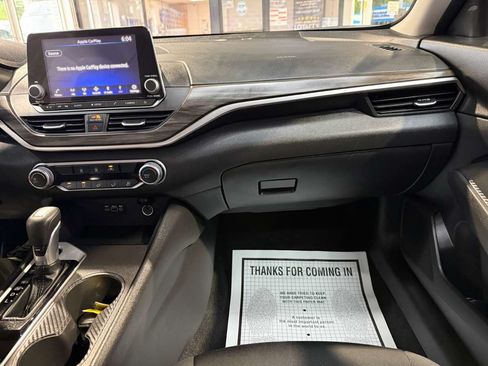 Used 2026 Nissan Altima 2.5 SV FWD image 14