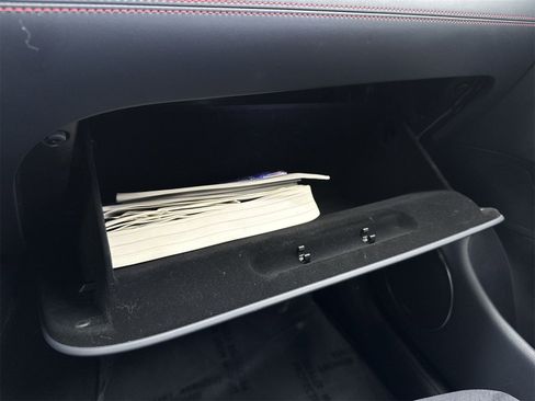 Used 2022 Genesis GV70 3.5T Sport w/ Sport Prestige Package image 32