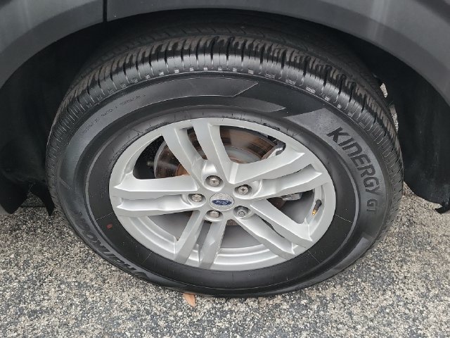 Used 2023 Ford Explorer 2WD image 6