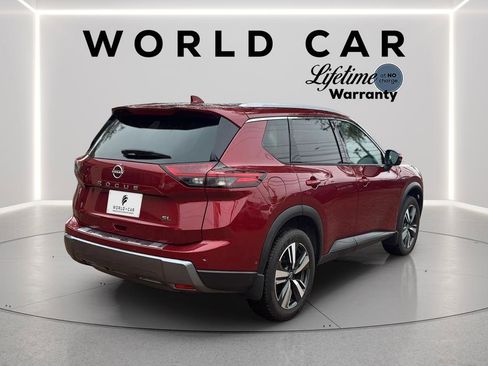 Used 2024 Nissan Rogue SL w/ SL Premium Package FWD image 6