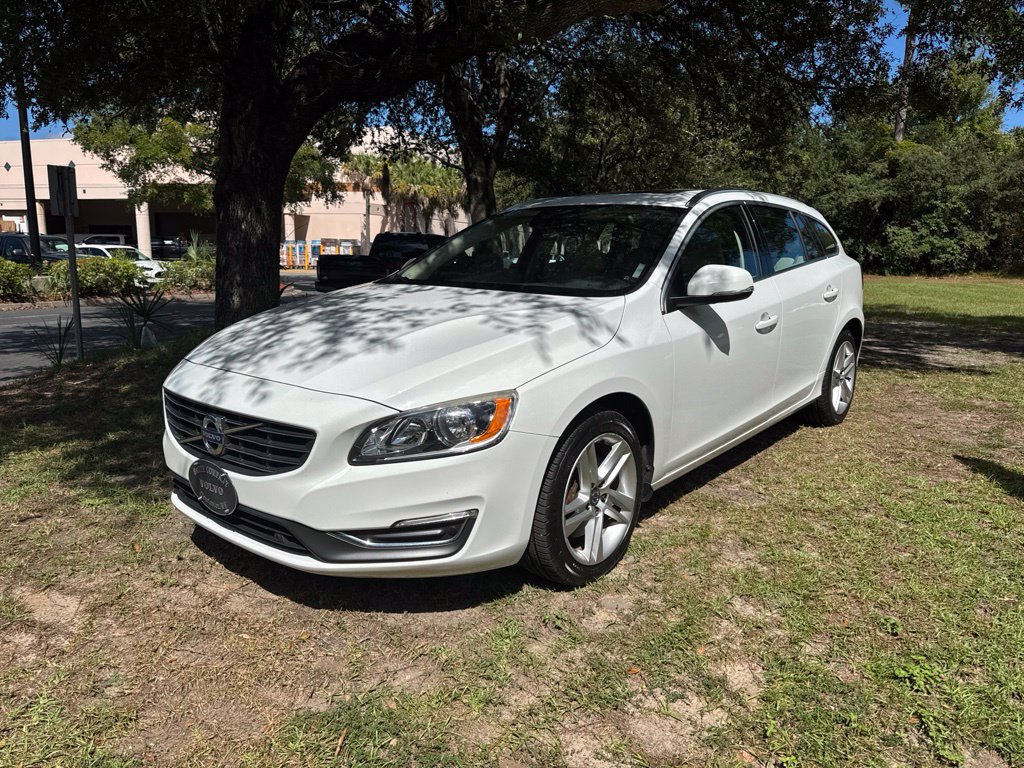 Used 2015 Volvo V60 T5 Premier w/ Convenience Package AWD/4WD image 3