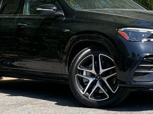 Used 2024 Mercedes-Benz GLE 53 AMG 4MATIC Coupe w/ Driver Assistance Package image 10