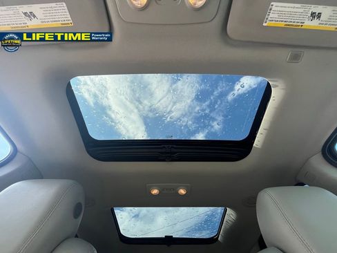 Used 2017 GMC Acadia Limited SLT image 42