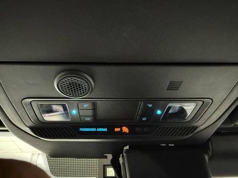 Used 2025 Ford Bronco Outer Banks AWD/4WD image 24
