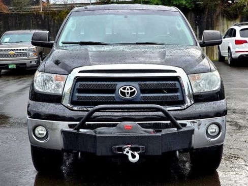Used 2013 Toyota Tundra 4x4 Double Cab image 2