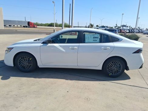 New 2026 Nissan Sentra SV w/ SV Convenience Package FWD image 3