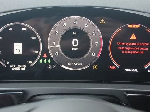 Certified 2025 Porsche Cayenne image 20