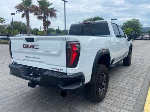 Used 2026 GMC Sierra 2500 AT4X AWD/4WD image 5