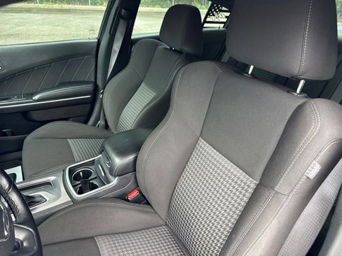 Used 2021 Dodge Charger R/T RWD image 9