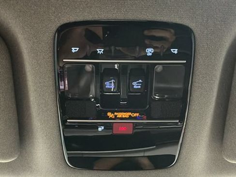 Used 2025 Hyundai Santa Fe Limited AWD/4WD image 35