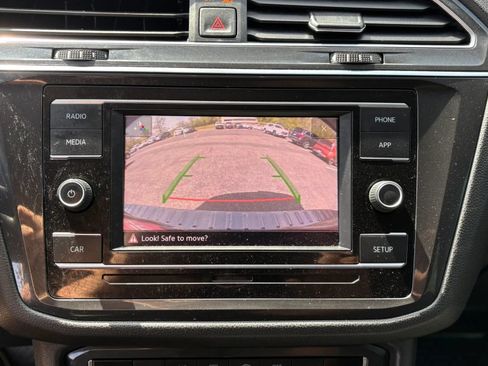 Used 2019 Volkswagen Tiguan S FWD image 19