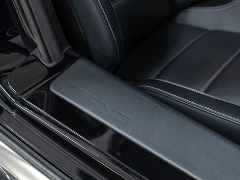 Used 2011 Mercedes-Benz SLS AMG Coupe image 29