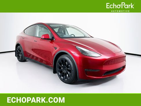 Used 2024 Tesla Model Y Long Range image 1