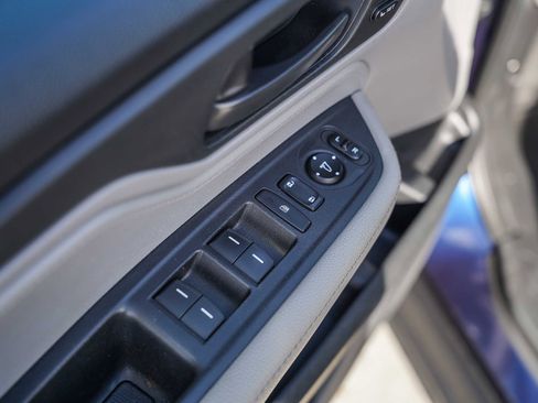 Used 2018 Honda Odyssey EX-L image 18