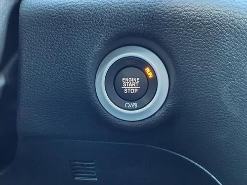 New 2026 Chrysler Pacifica Limited w/ Trailer Tow Group image 47