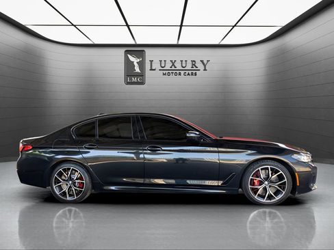 Used 2023 BMW 540i xDrive w/ M Sport Package AWD/4WD image 9