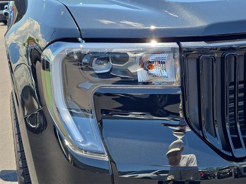 New 2025 Ford Maverick Lobo image 7