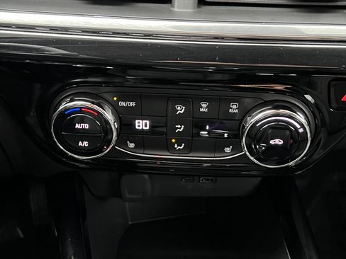 Used 2026 Chevrolet Trax ACTIV w/ Driver Confidence Package image 30