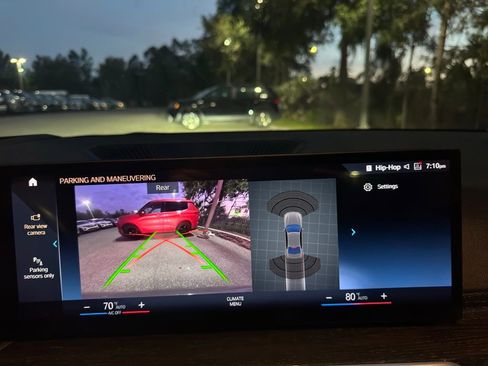 Used 2023 BMW 330i xDrive Sedan w/ M Sport Package image 25