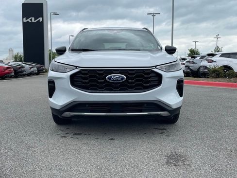 Used 2025 Ford Escape ST-Line image 2