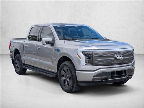 New 2025 Ford F150 Lightning Lariat image 6