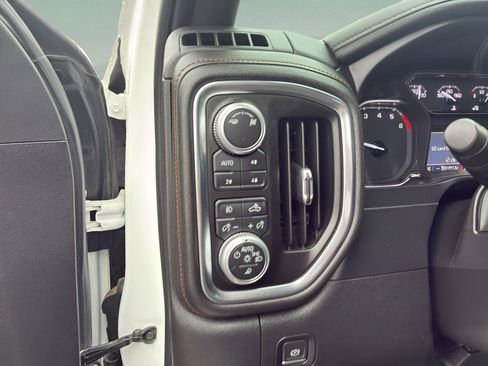 Used 2019 GMC Sierra 1500 AT4 w/ AT4 Premium Package image 13