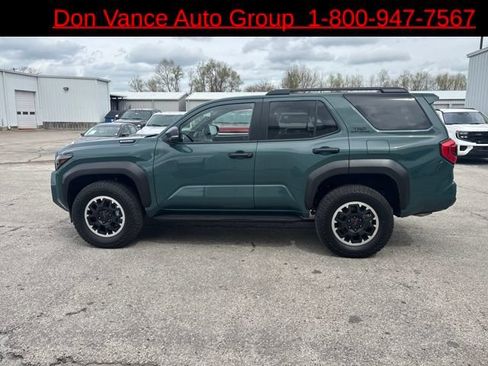 Used 2025 Toyota 4Runner TRD Off-Road AWD/4WD image 3