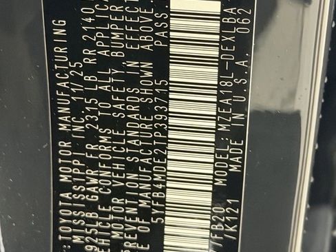 Used 2026 Toyota Corolla LE image 30