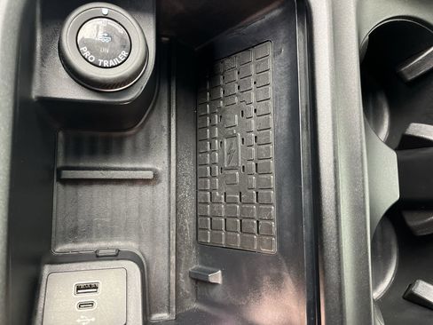 Certified 2025 Ford Expedition Max Active image 30