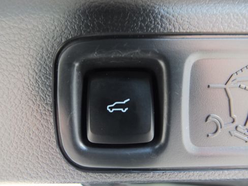 Used 2024 Ford Expedition Max XLT AWD/4WD image 18