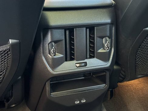 Used 2025 BMW X3 xDrive30i w/ Premium Package AWD/4WD image 13