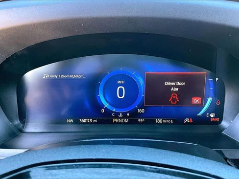 Used 2022 Ford Explorer ST w/ ST Street Pack image 26