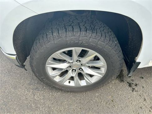 Used 2021 Chevrolet Silverado 1500 LTZ w/ LTZ Premium Package image 34