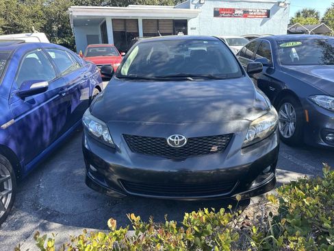 Used 2010 Toyota Corolla S image 2