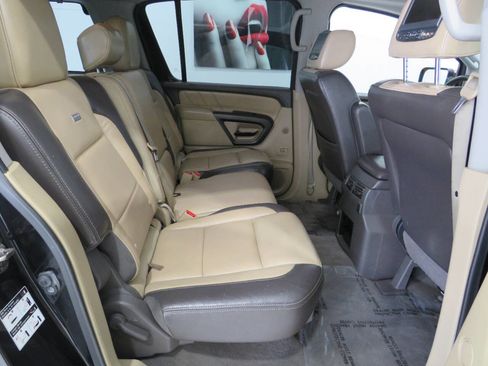 Used 2015 Nissan Armada Platinum w/ Platinum Reserve Package RWD image 12