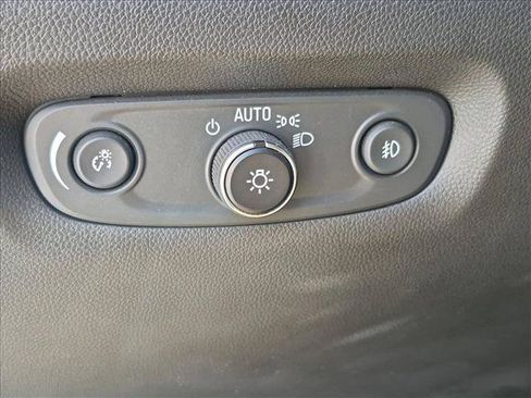Used 2020 Chevrolet Traverse RS w/ LPO, Floor Liner Package FWD image 16