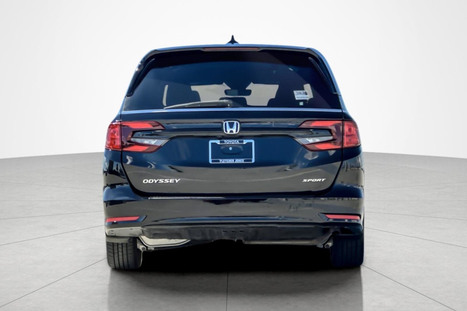 Used 2023 Honda Odyssey Sport image 4