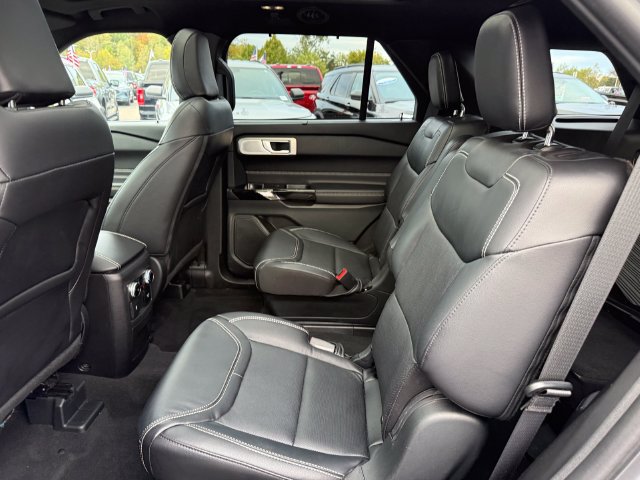 Certified 2023 Ford Explorer ST w/ Equipment Group 401A AWD/4WD image 9