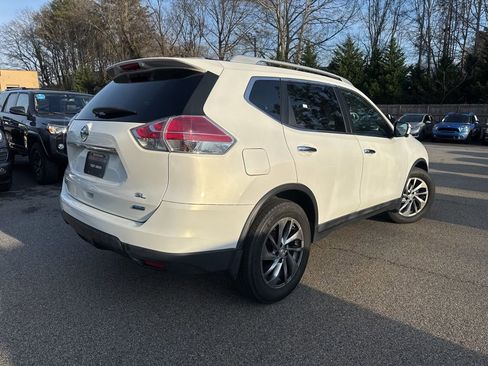 Used 2014 Nissan Rogue SL image 3