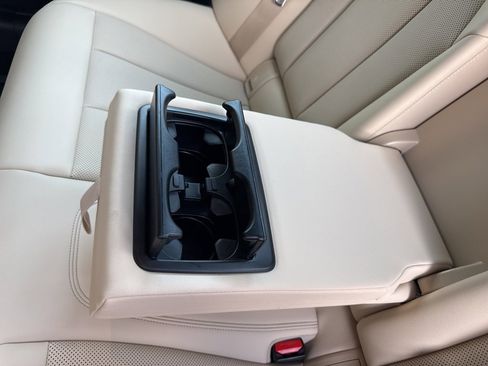 Used 2022 BMW 330i xDrive Sedan w/ Driving Assistance Package image 36