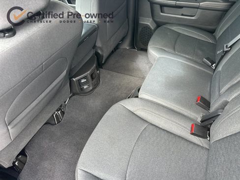 Used 2025 RAM 2500 Big Horn AWD/4WD image 13