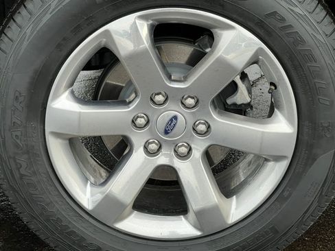 Used 2023 Ford F150 Lariat w/ Equipment Group 502A High image 11