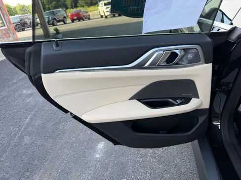 Used 2025 BMW i4 eDrive40 w/ Premium Package RWD image 16