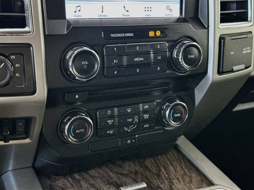 Used 2018 Ford F350 Lariat w/ Chrome Package AWD/4WD image 18