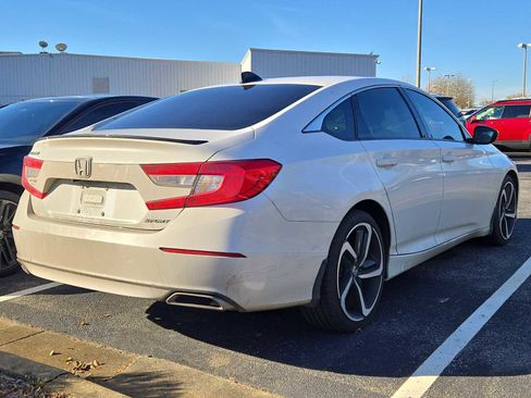 Used 2022 Honda Accord Sport image 3